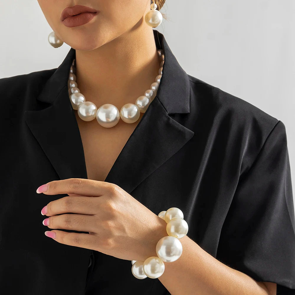 Exaggerated Big Imitation Pearl Choker Necklace – Elegant Statement Jewelry for Women and Brides